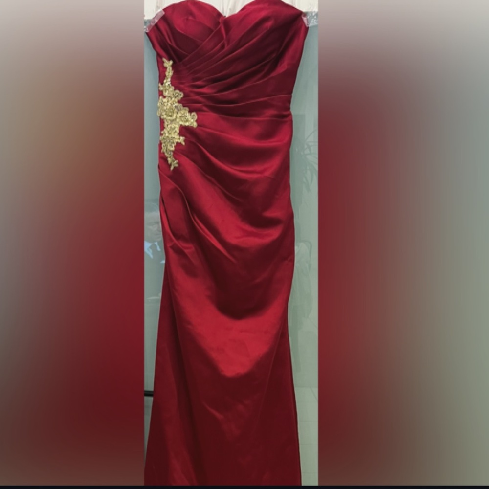 CHRISTINA WU Strapless Elegant Burgundy Dress with Gold Embellishment Size 6